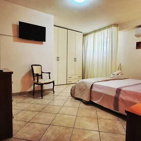 Marina Bed & Breakfast