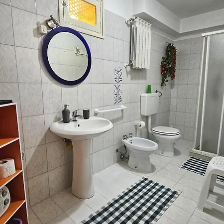 Marina Bed & Breakfast 3*