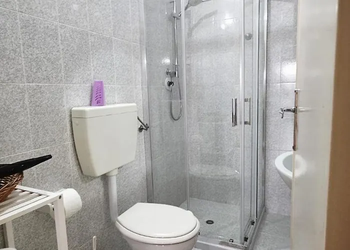 فندق مبيت وإفطار Marina 3*